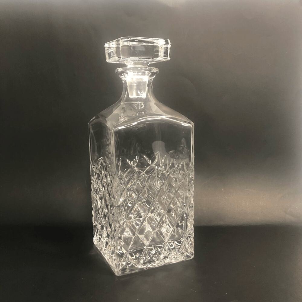 mid century decanter heavy‎ glass hatch diamond pattern square lid 9.5 inches